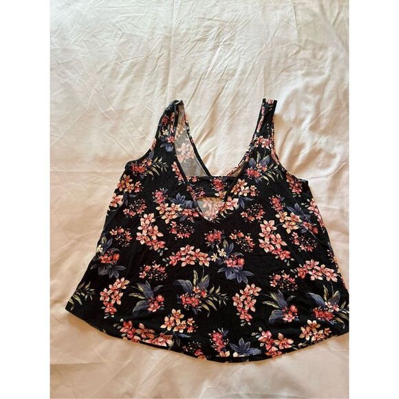 American Eagle Soft & Sexy Crepe Floral Tank Top Woman’s Size Medium - Picture 5 of 8